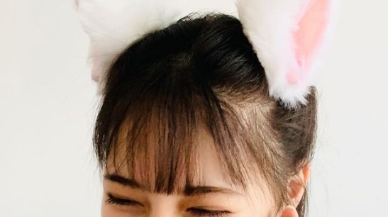 日向坂46小坂菜緒が猫耳つけた“猫坂さん”動画にキュンキュン