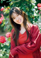 �T�؍�46���c�����A�^���Ԃȃh���X�ŏ����s�O���r�A �����b�N�X�����\���ۓI 