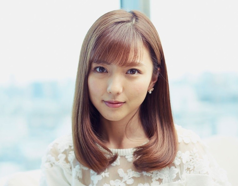 真野恵里菜、8ヶ月ぶり美容院で「バッサリ切ってもらいました