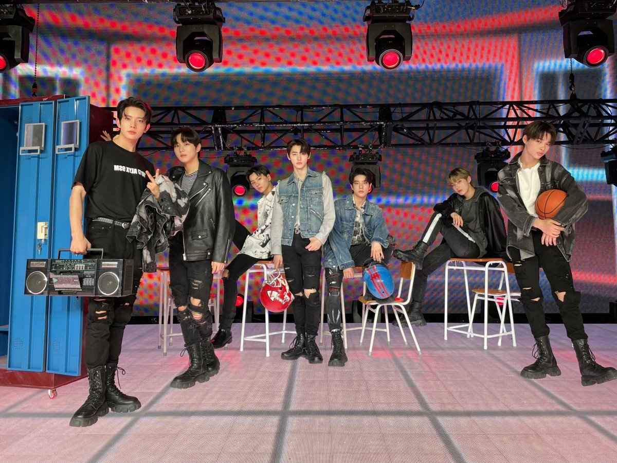 BTS 防弾少年団 衣装　HYBE 来場者限定 キューブ cube BTS 防弾少年団 衣装 HYBE 来場者限定 キューブ cube BTS 防弾