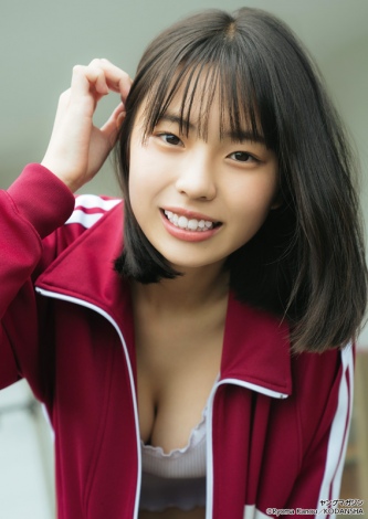 画像・写真 | 「ミス週刊少年マガジン」菊地姫奈、“距離感近め”グラビアでバストラインあらわに… 2枚目 | ORICON NEWS