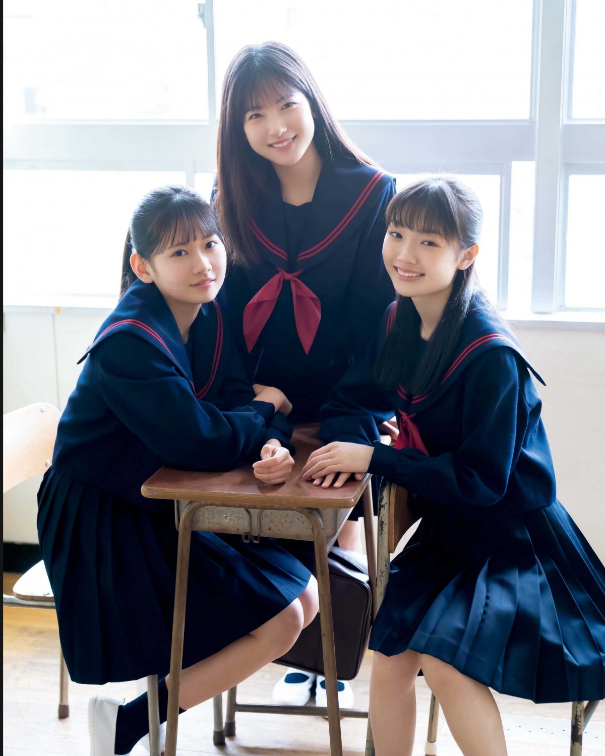 画像・写真 | モー娘。15期生の2年を振り返る「写真集」6位 3人の少女