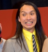 �g���E�u���E���z��A�V�^�R���i�����@28���ɔ��M���A���݂͎���×{�� 