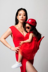 �g���A���̒����ŕ�e�Ƃ��ė͋���������錍���� ���Ƃ�2�V���b�g�ȂǑ������^ 