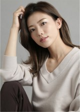 ���f���̉��q���A��1�q�j�����o�Y �T�b�J�[�����{��\�E�����_�V�I�肪�p�p�� 