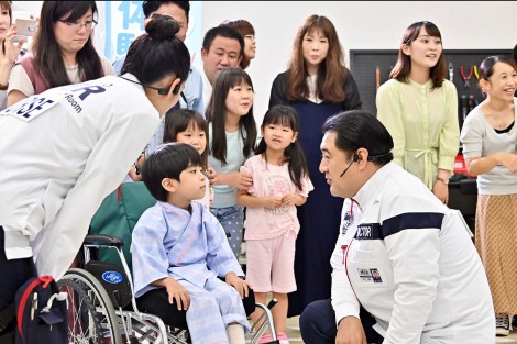 画像 写真 Tokyomer 第9話 大使館事故で立ちはだかる 法律の壁 都知事 石田ゆり子 は 病 で倒れる 3枚目 Oricon News