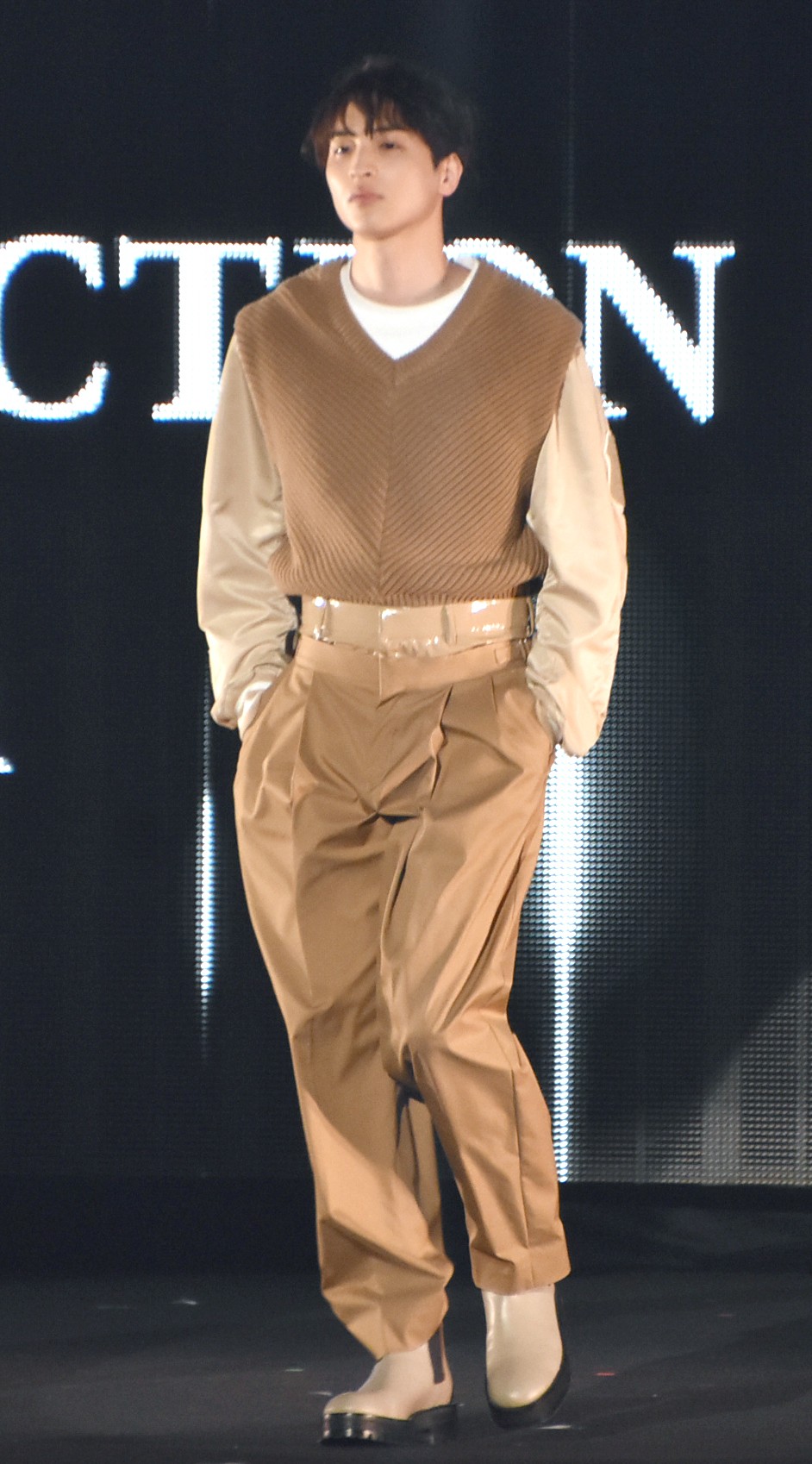 w33 }Cir K[YRNV 2021 AUTUMN/WINTERxɏomD (C)ORICON NewS inc. 