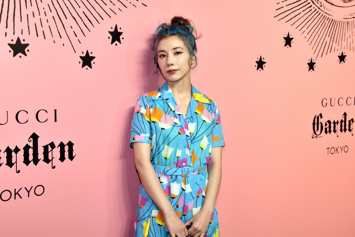 仲里依紗Re.カラフルチェックボアジャケット MARC JACOBSや女優の仲里依紗さんが家族と手掛ける「RE.」の