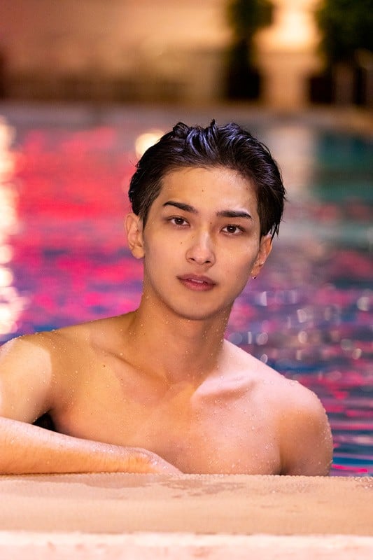 画像・写真 | 横浜流星「写真集」1位・2位独占 貴重なオフショットや