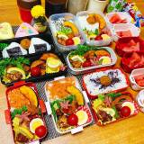 迫力ある…大家族7人のお弁当作り、今は”当たり前”でも「ママのお弁当を