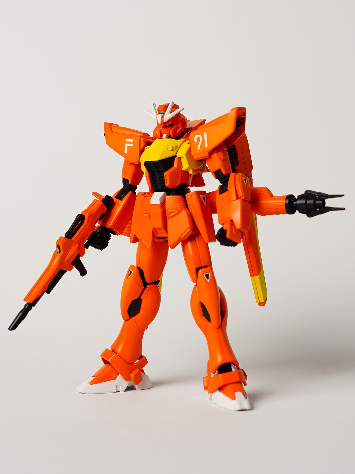 ガンプラのみ】HGUC 1/144 ゼータガンダム Ver. 森口博子 - プラモデル