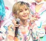 �t�@�C���[�Y�����w�g���v���x���̒S���̎�W���Ɋ����u�{���ɂ��ꂵ���v 