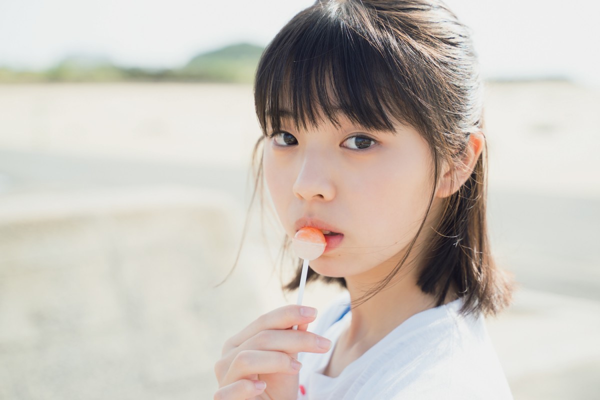 画像・写真 | 16歳の現役JK・菊地姫奈“着替え風”写真を公開 1st写真集