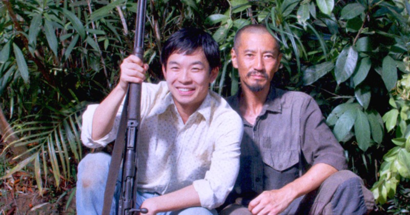 映画『ONODA』津田寛治・仲野太賀が見事に再現 当時の報道写真と