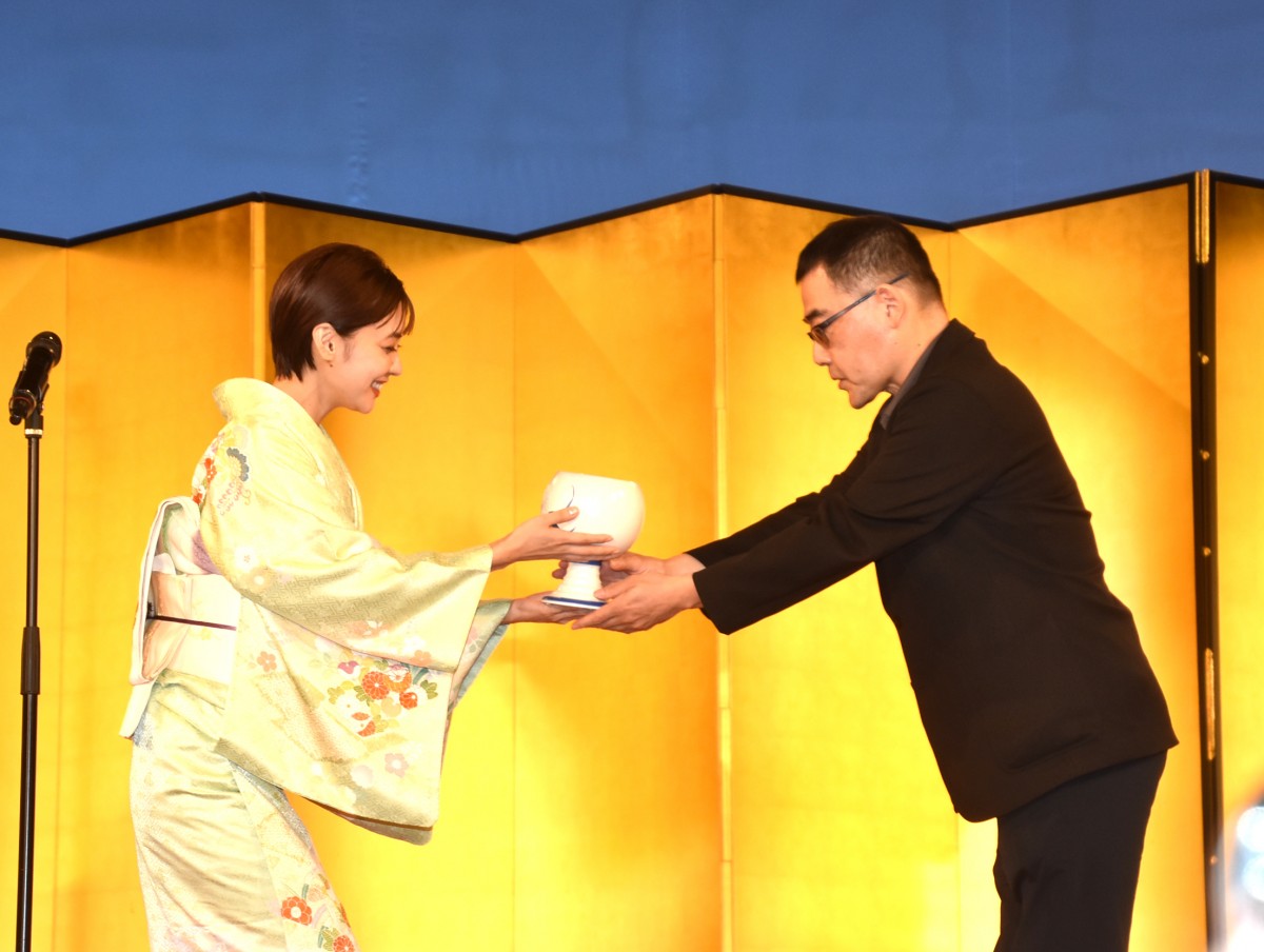 wsۉf2021x́wqȎO܁EODqY܎܎xɏoȂqȃJi()ƕē  (C)ORICON NewS inc. 