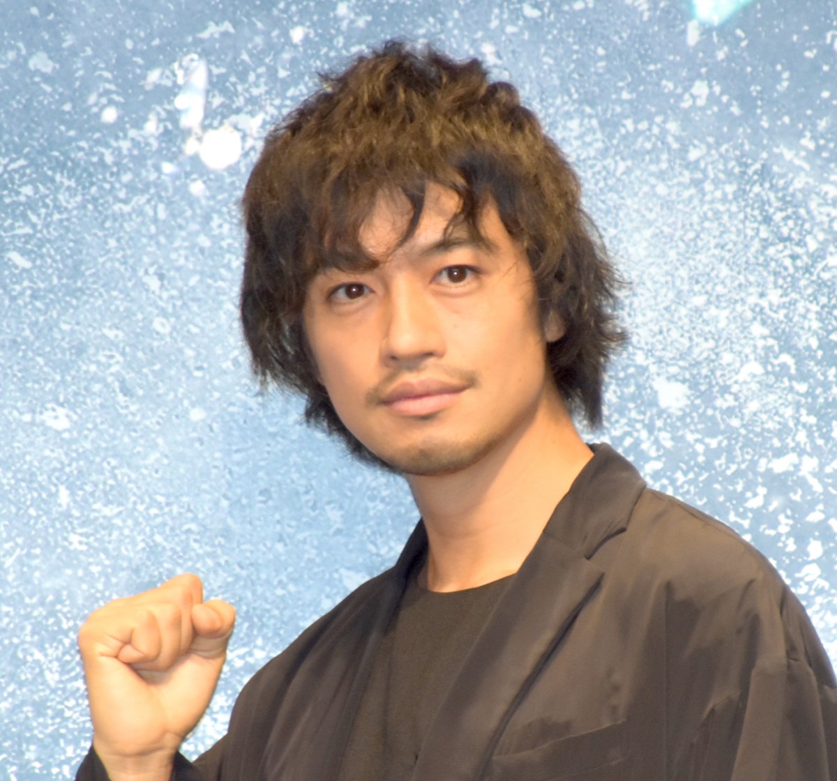 斎藤工、よしもと養成所NSCの芸人だった 覆面で『R-1ぐらんぷり』出場