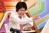 26日放送『超無敵クラス』に出演する喉抑えマン（C）日本テレビ 