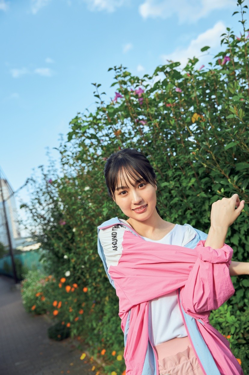 賀喜遥香　写真 本人コメントあり】【web初解禁写真あり】『乃木坂46賀喜遥香1st写真