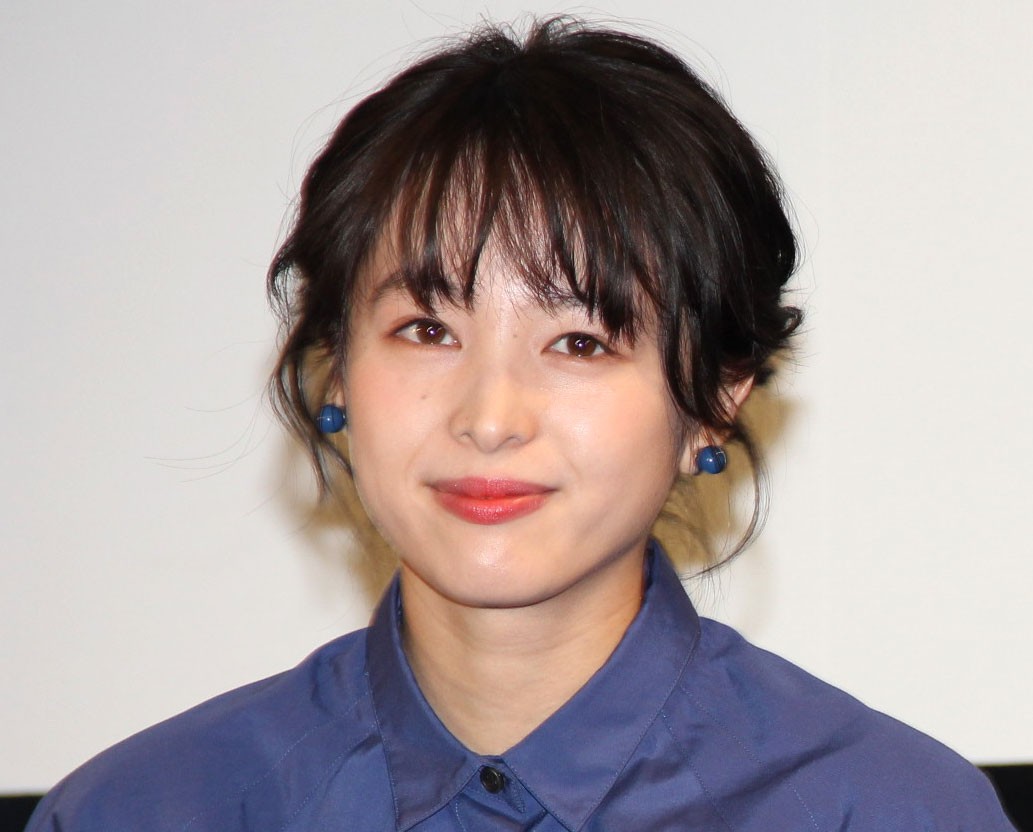イカゲーム公式ジャージ 1番 オイルナムおじいさん - メルカリ