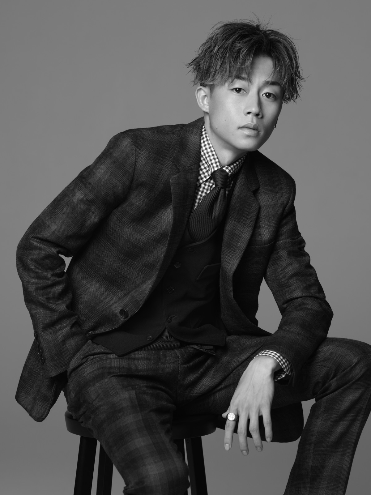 画像・写真 | コムドット写真集、5万部の発売前重版が決定 累計発行25