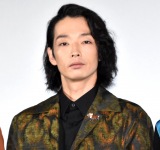 �X�R���ҁA�ē���́u�S�g����v�]���ɏƂ�΂��u���o���ɂȂ����Ⴂ�܂��ˁv 