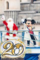 『ミッキー＆フレンズのハーバーグリーティング：ディズニー・クリスマス』より（C）Disney 