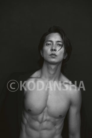 山下智久 写真集 画像・写真 | 山下智久の初写真集が全国7大書店と特別コラボ