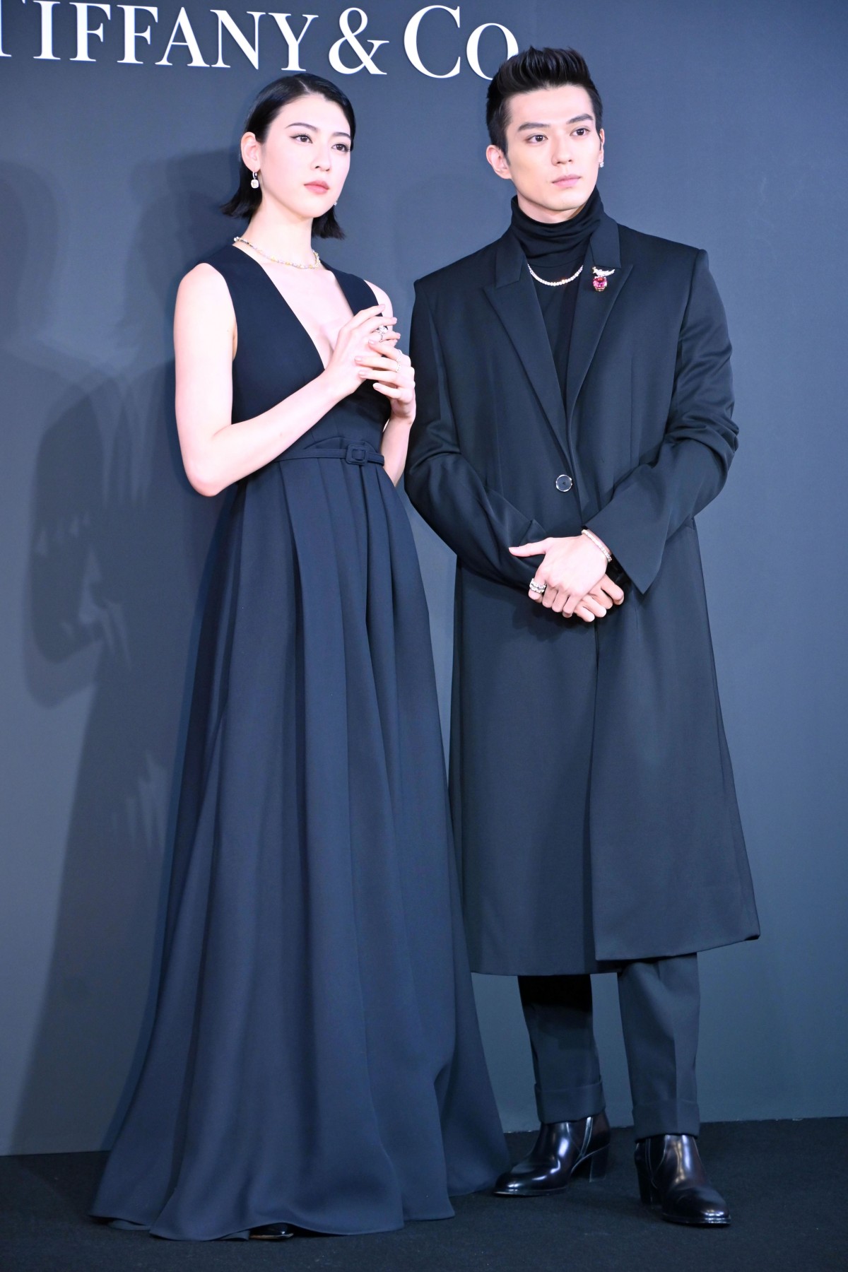 画像・写真 | 新田真剣佑＆三吉彩花、総額5億円のジュエリーに驚き「街