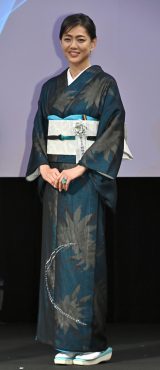 wUniversal Kimono AwardxɓoꂵOcTq (C)ORICON NewS inc. 