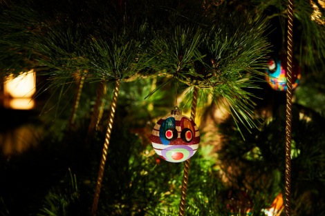 アンダーズ 東京のクリスマスツリー「WA-YO Fusion Christmas Tree」 