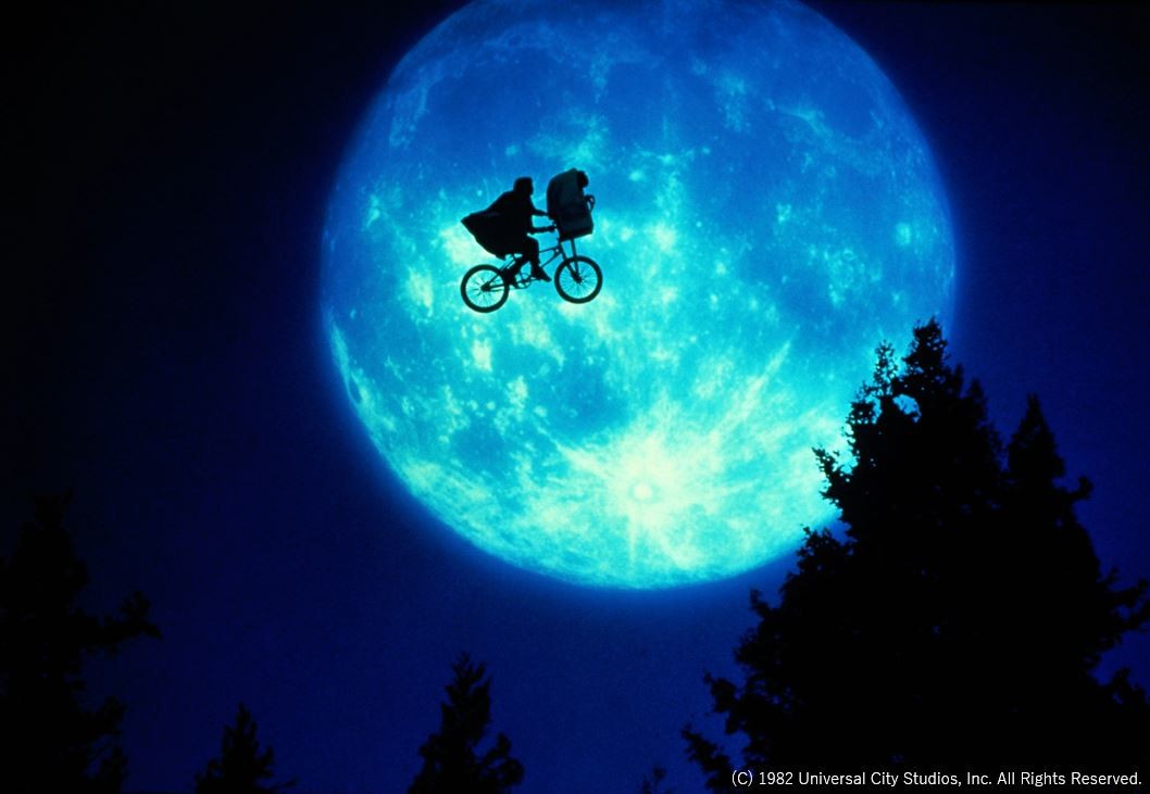 クーポン正規品 新品 E.T. ET スピルバーグ SF映画 満月 自転車 落下