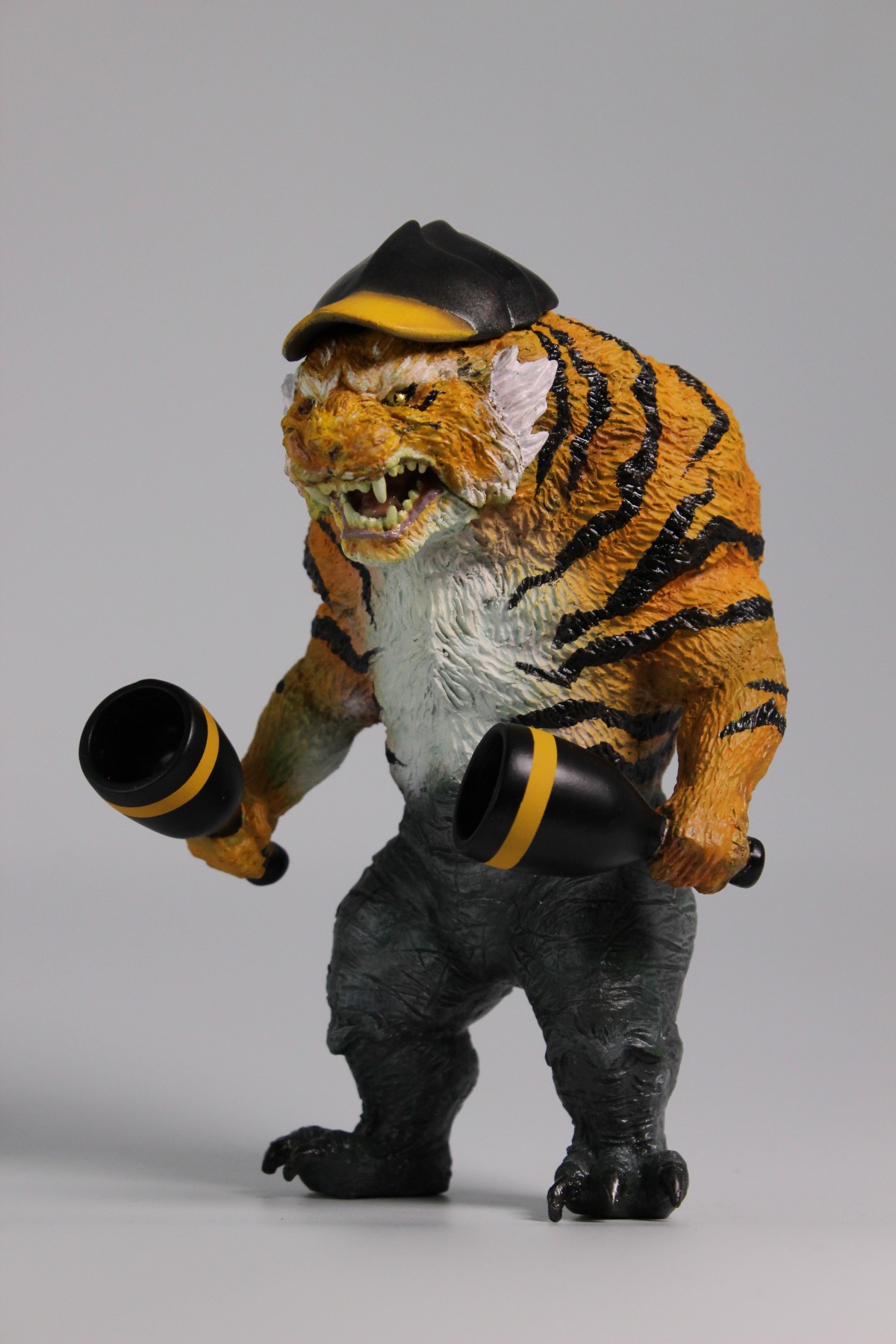 画像・写真 | 『ご当地怪獣展』が開催 愛知の怪獣・シャチホコングを初