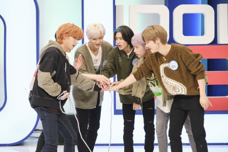 SUPER JUNIOR�̃C�g�D�N�ƃC�F�\����MC�𖱂߂�wSUPER JUNIOR�̃A�C�h��VS�A�C�h���x�ɏo������JYP�G���^�[�e�C�������g�̐V�l�o���hXdinary Heroes 