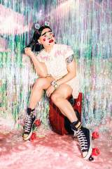 YouTuber�u���A�i�E�M�K���e�A�f�揉�o���@�w�V���C�j�[�E�V�������v�X�I�x���� 