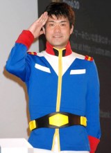 ��䂨���ށA16�Ή�������8���Ɍ����@���ݔD�P7���� 