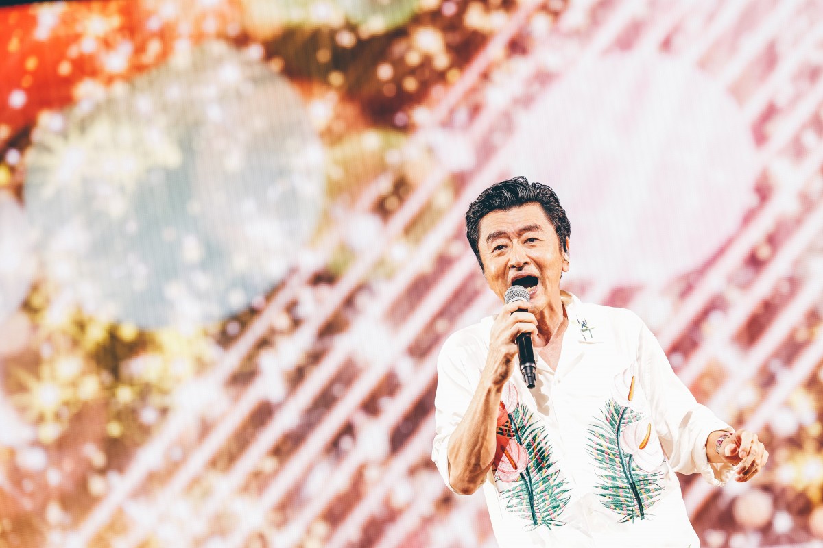 桑田佳祐、年越しライブでソロ4年ぶり有観客ツアー完遂「うれしいよ、また会えて」 | ORICON NEWS