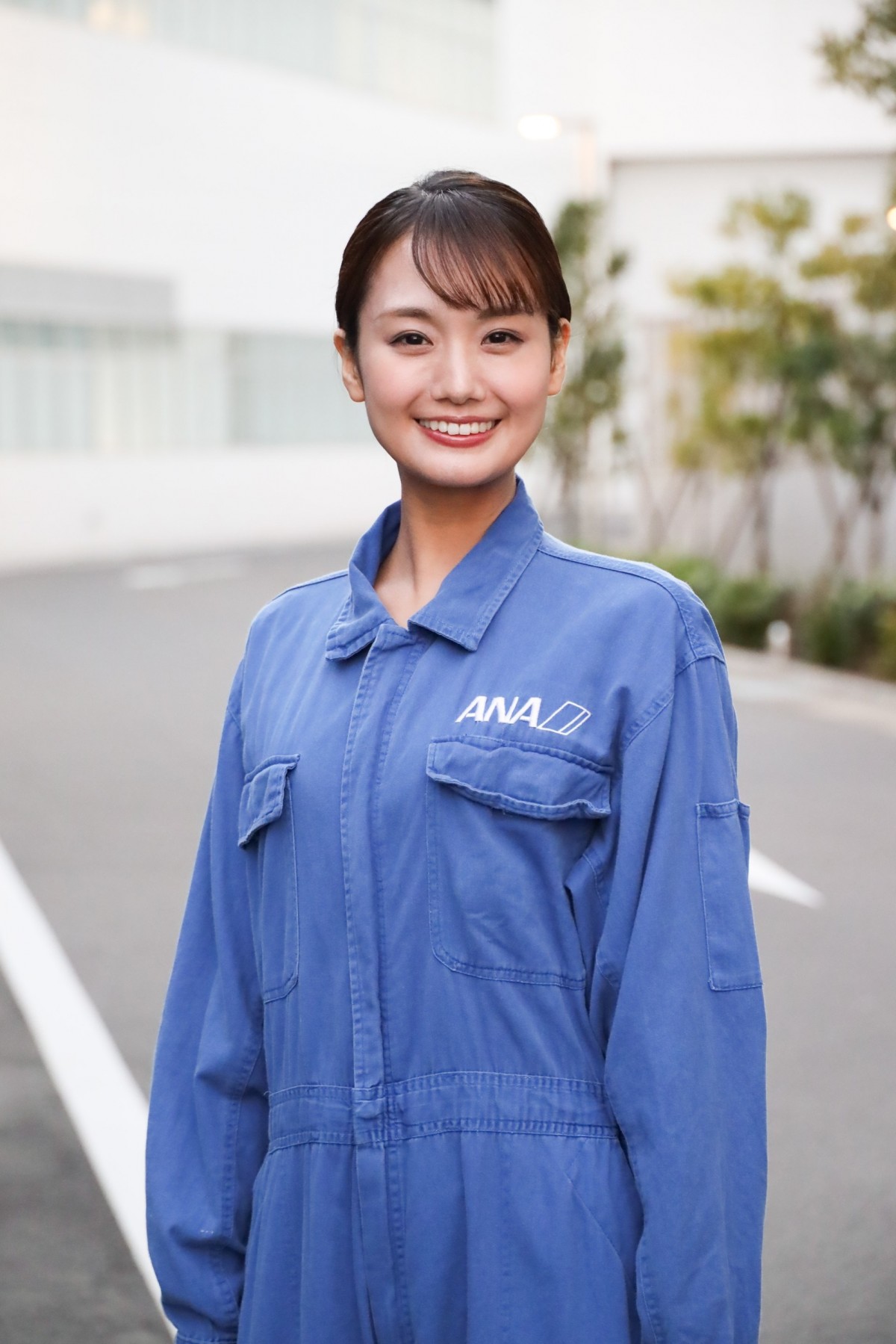 画像・写真 | フジ井上清華アナ、CA制服姿に大興奮 訓練に奮闘「アナウンサーの仕事をする上でも必要」 4枚目 | ORICON NEWS