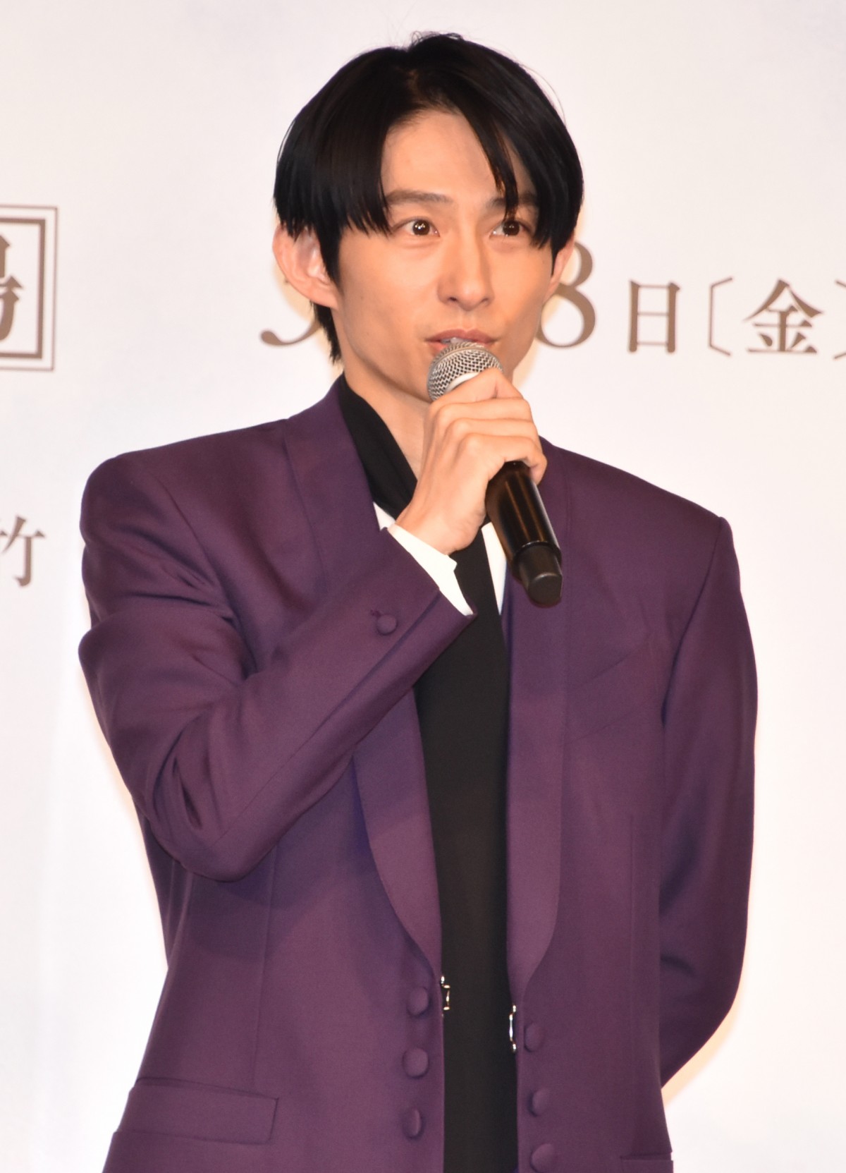 三宅健、V6“最後の独身”に自虐「いろんな意味で一人ぼっちになっちゃい