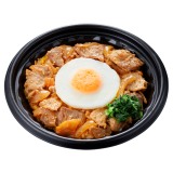 東海・中部地域「豚味噌炒めのキムタク丼」　510円（税込550円） 
