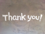 「thank you」に一言添えるだけで、より一層感謝の気持ちを伝えることができる 