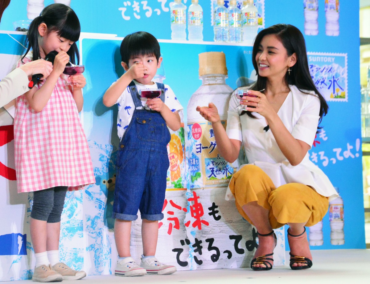 画像・写真 | 滝沢眞規子、夏の美容法を伝授「暑いけれど湯船に」 5枚