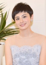 �z������H�u�n�[�t�v�Ƃ����g�ɂƂ��ꂸ�A��l�̐l�ԂƂ��ď��������� 