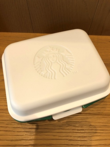 『スターバックス福袋2019』サンドイッチボックス（※一例） 