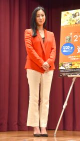 �f��w21���I�̎��{�x�g�[�N�C�x���g�ɏo�Ȃ����O�Y�ڗ펁 (C)ORICON NewS inc. 