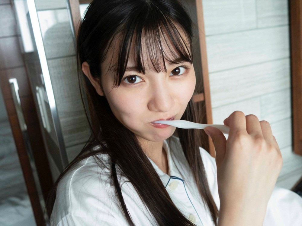 日向坂46河田陽菜、ニットからチラリ“美脚ショット”公開 期待の