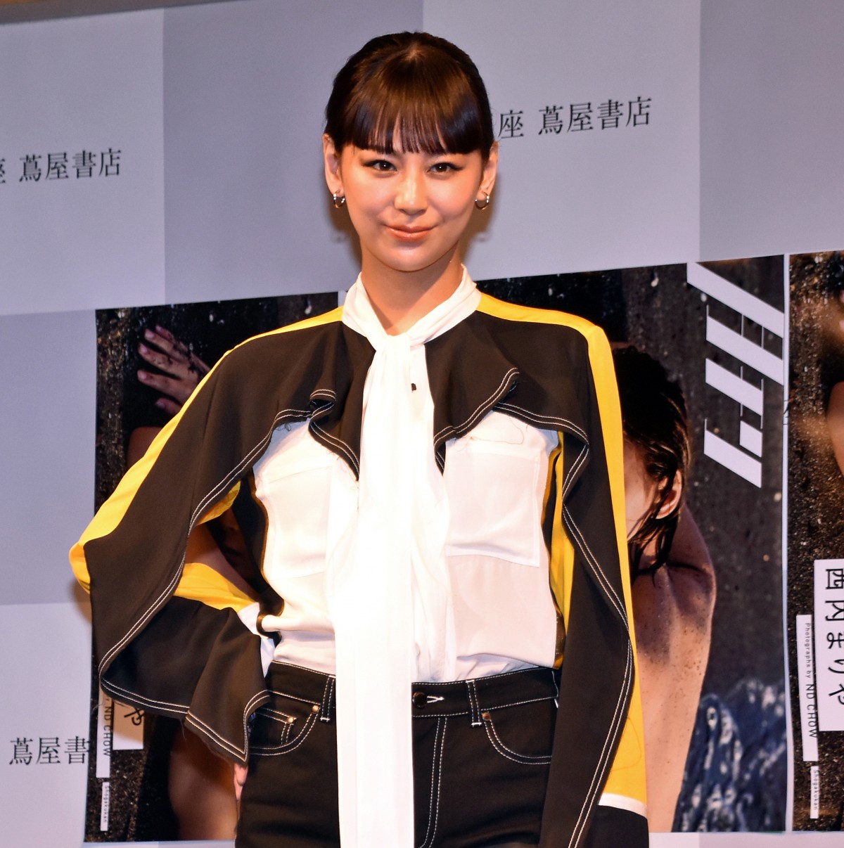 ʐ^Ww ܂x(w)̔LOs܂ (C)ORICON NewS inc. 