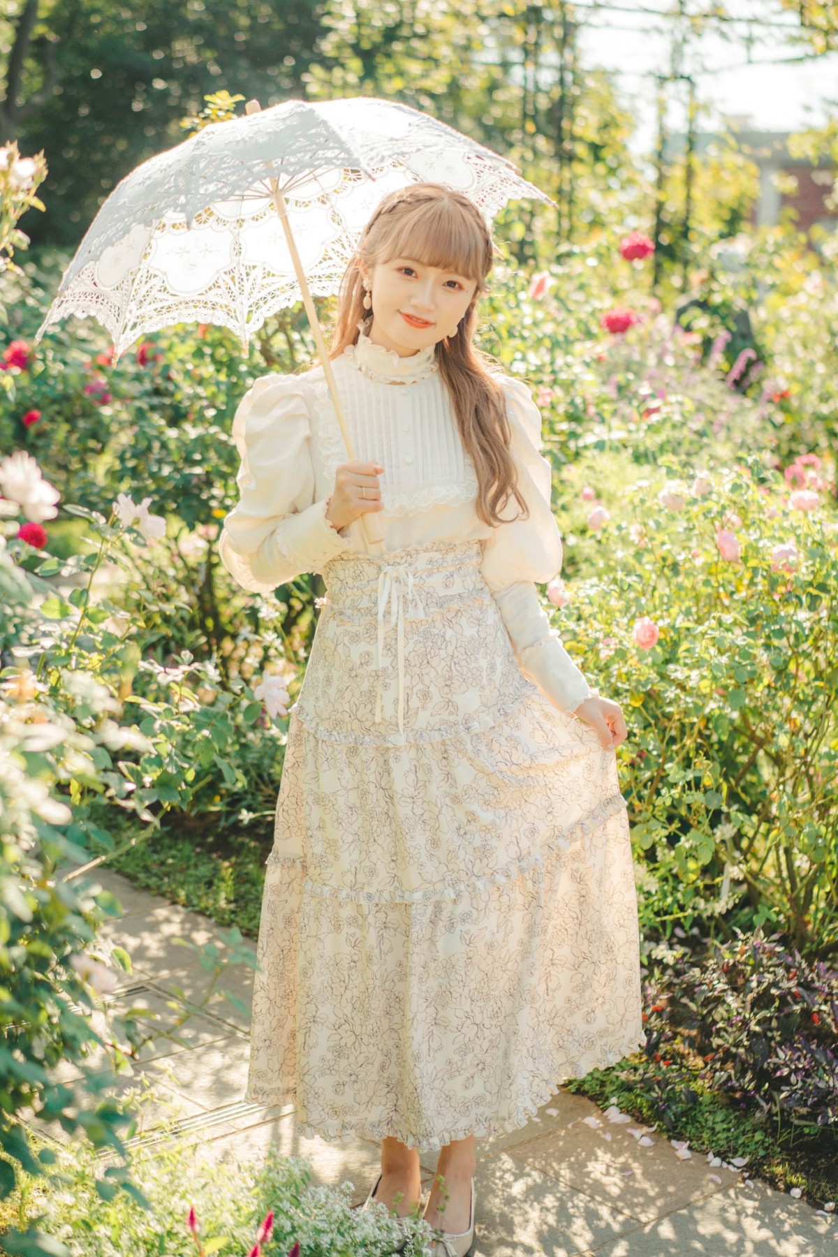 NGT48中井りか、自腹100万円元手のアパレルブランド1・31販売開始「女の子は誰でもお姫様になれる」 | ORICON NEWS