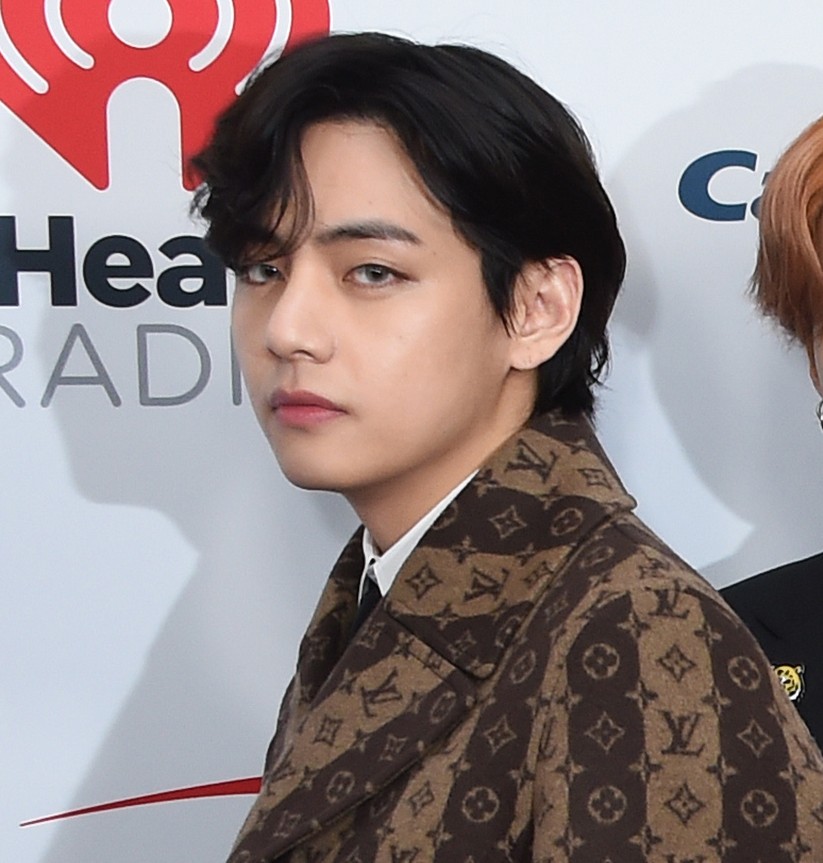 BTS・V、チェ・ウシク×キム・ダミ『その年、私たちは』撮影現場を訪問