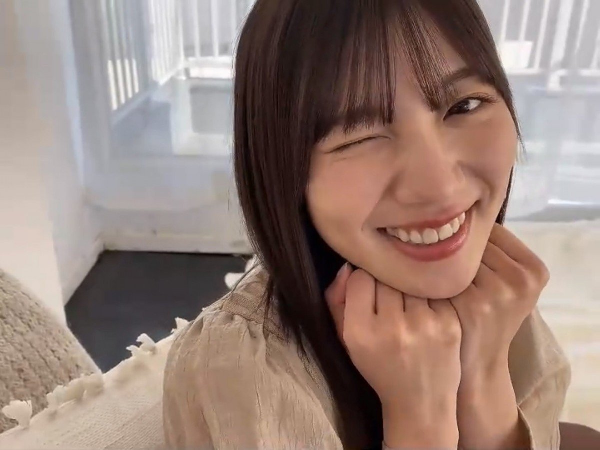 日向坂46河田陽菜“ウィンク”や”おこ顔”など彼女感あふれる多彩な表情で