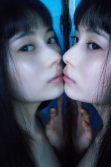 ��v�ۍ��q�u�ʐ^�W�v10�� ����𕑑�ɔ��{�f�B���_�ɊJ�� 